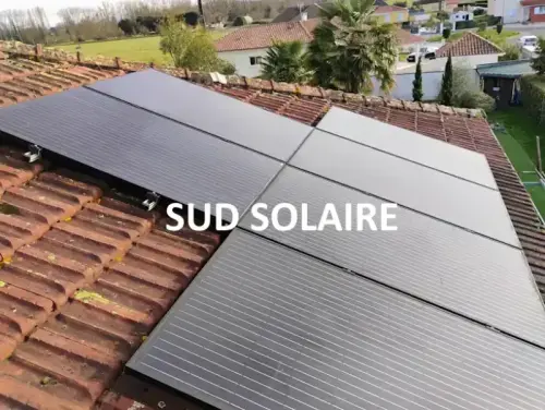 Modules photovoltaïques de 300Wc (de 2020) après nettoyage.